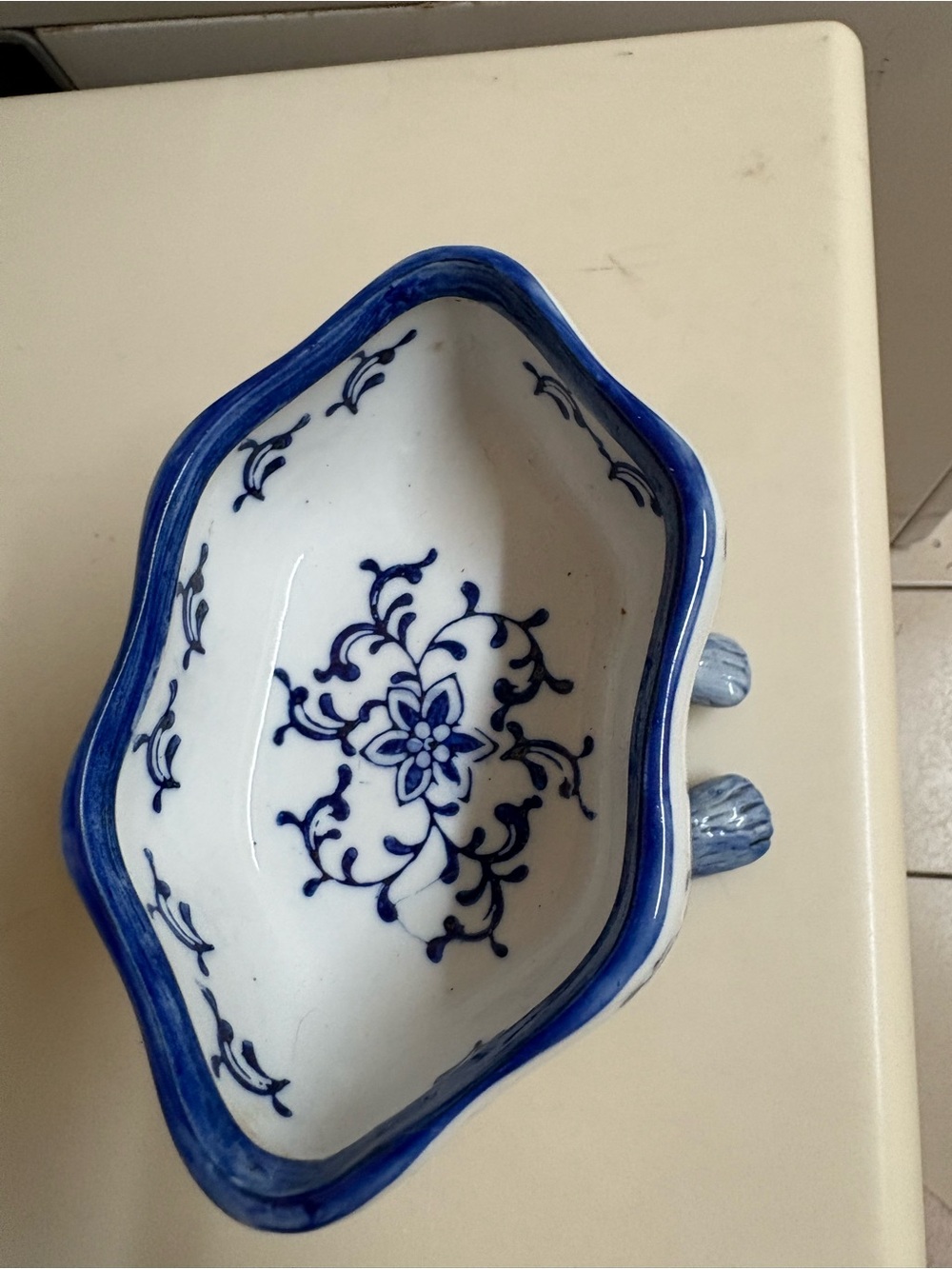 Vintage Blue and White Ceramic Monkey Bowl Figurine - Picture 3 of 3